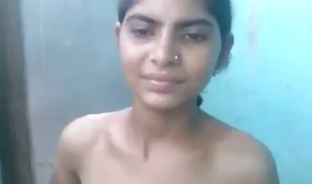 পুরানো-বালিকা দেশি চুদা চুদি বন্ধু, ধূমপান