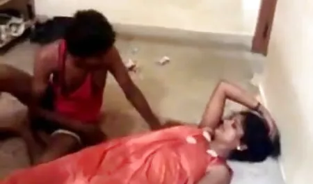সুন্দরি বাংলা চুদা চুদী বিডিও সেক্সি মহিলার,