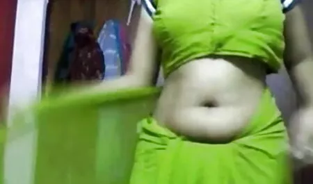 মোটা, বড় চুদাচুদি ভিডিও সং সুন্দরী মহিলা