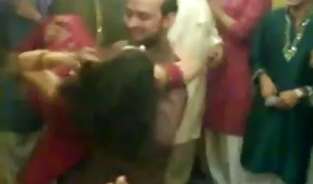 স্বামী ও স্ত্রী বাংলা দেশি চুদা চুদি