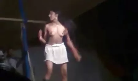 স্বামী ও স্ত্রী বাংলা মেয়েদের চুদাচুদি চাঁচা