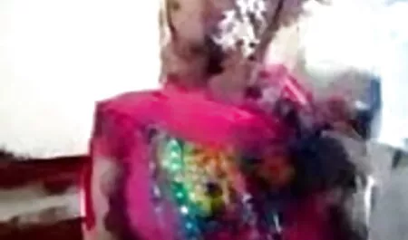 বাঁড়ার সরাসরি চুদা চুদি ভিডিও রস খাবার
