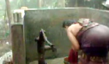 বড়ো বাংলা দেশের চোদা চোদি মাই, বড় সুন্দরী মহিলা