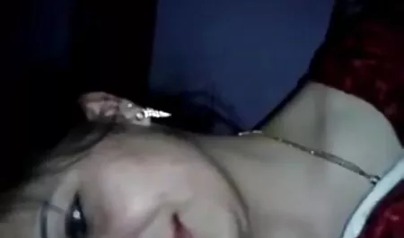 বাঁড়ার চুদা চুদি ভিডিও রস খাবার