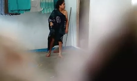 স্বর্ণকেশী, সুন্দরী বাংলা চোদা ছবি বালিকা