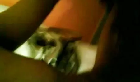 দ্বৈত মেয়ে ও এক পুরুষ, সেক্সি পোশাক বাংলাচুদা চুদি