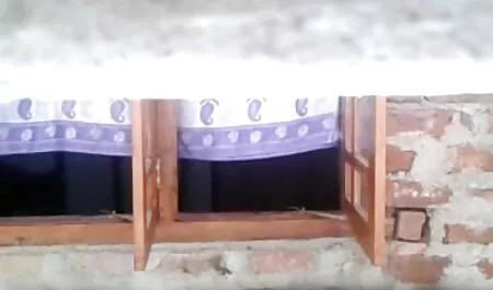 বাঁড়ার রস খাবার বাংলাদেশি মেয়েদের চুদাচুদি