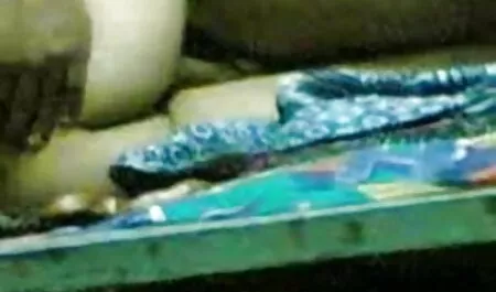 বাঁড়ার রস বাঙালি চুদাচুদি ভিডিও খাবার, মুখের ভিতরের