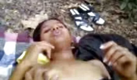 সামনেথেকে, সুন্দরী বালিকা বাংলা চোদা চুদী