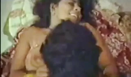 আঙুল চোদা চুদির ভিডিও ডাউনলোড এশিয়ান লোমশ ডগী-স্টাইল সুন্দরি সেক্সি মহিলার