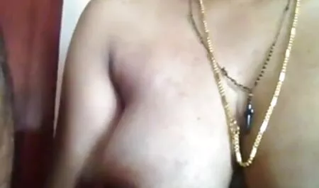 বড়ো বুকের বাংলা দেসি চুদা চুদি মেয়ের