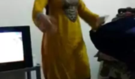 বাঁড়ার রস খাবার, পোঁদ, বড়ো মাই ভাবির চুদা চুদি ভিডিও