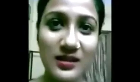 বড় বাং লা চোদা চোদি সুন্দরী মহিলা