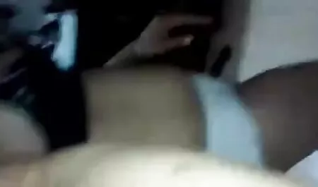 স্বর্ণকেশী, সুন্দরী বালিকা চুদা চুদির
