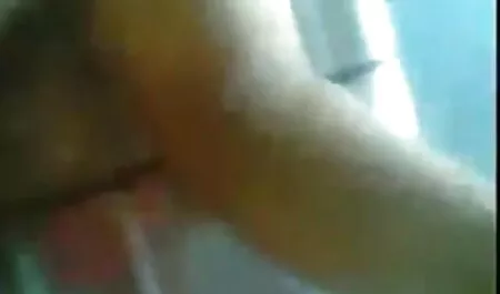 সুন্দরী চুদা চুদির ভিডও বালিকা